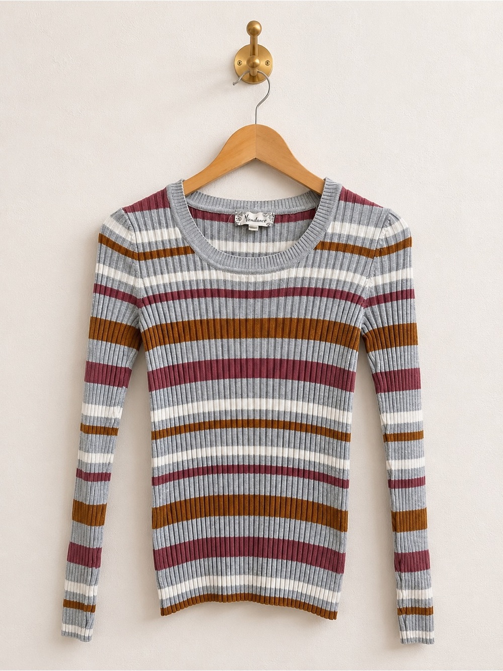Moondance Boutique Ribbed Striped Knit Sweater Women’s Medium Gray Mauve